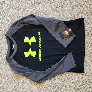 Under armour long sleeve size 6